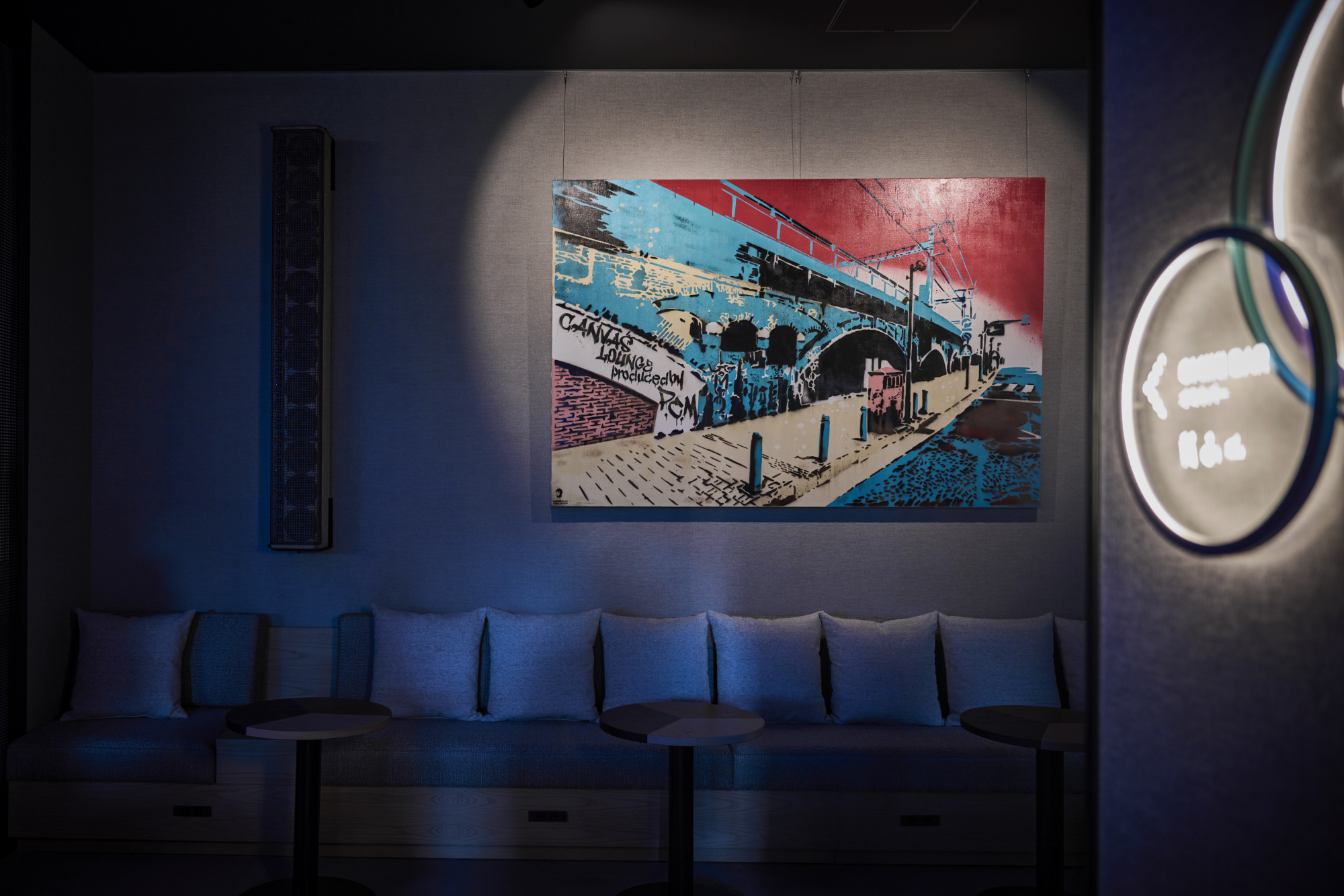 キャンバスラウンジ アート