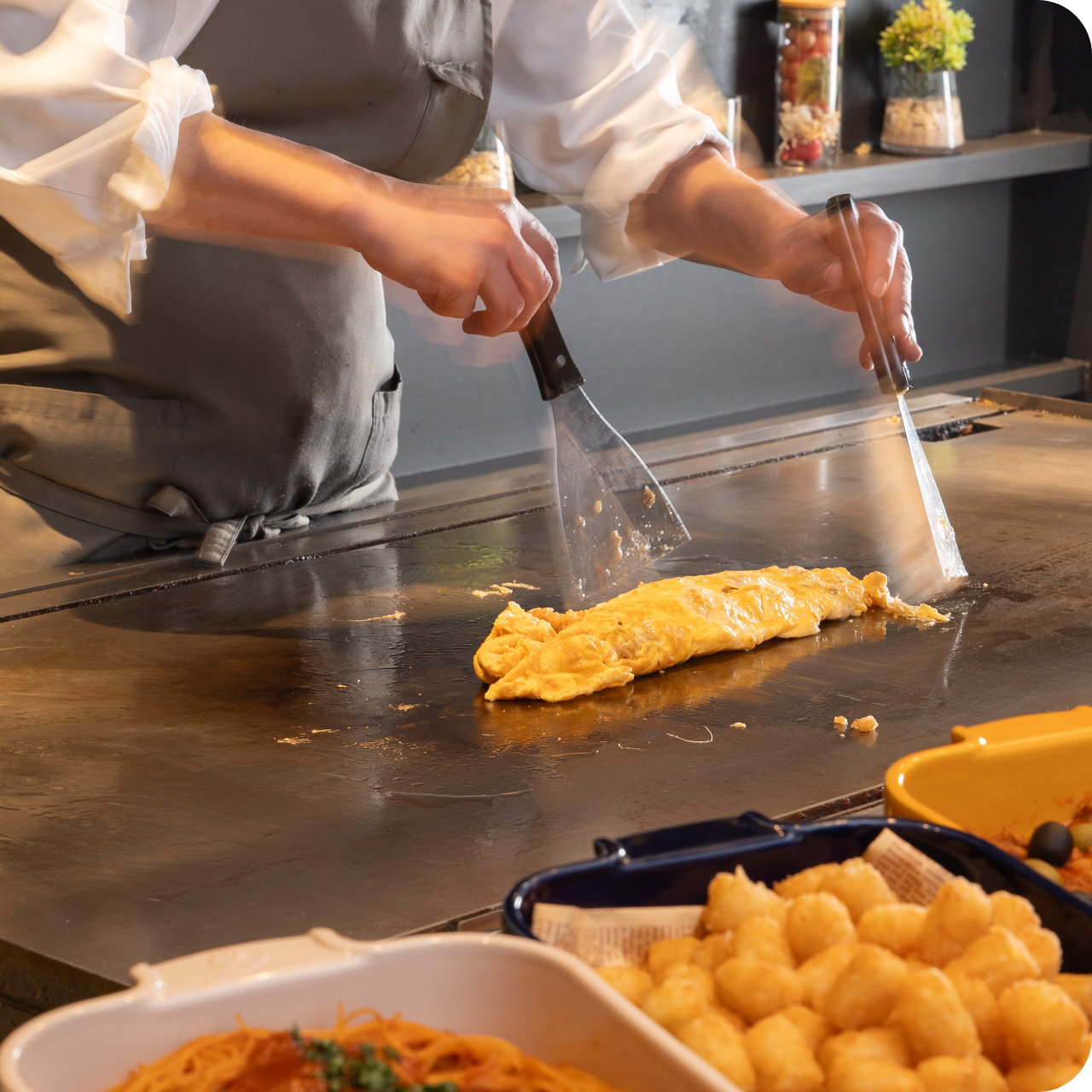 “鉄板”名古屋めし　ひつまぶしロール