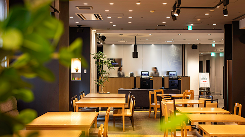 キャンバスラウンジ