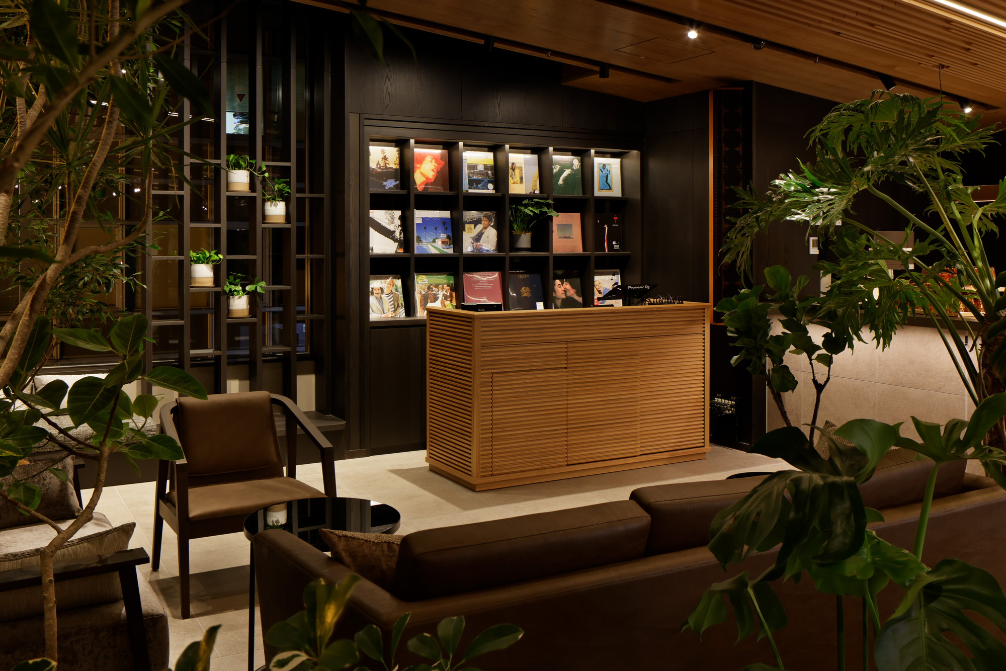 CANVAS LOUNGE「KOKAGE」