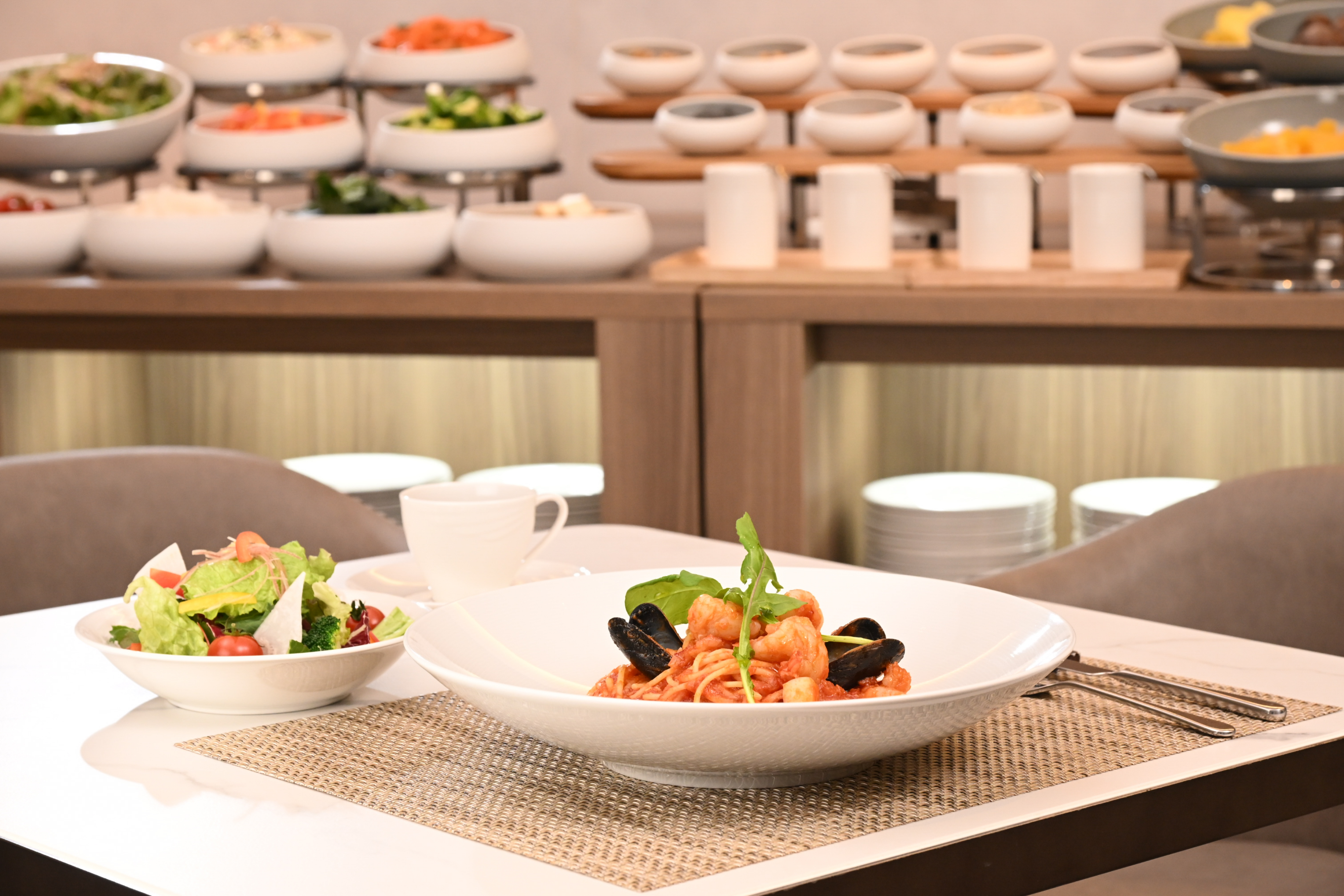 ダイニング＆カフェ「THE OIKE TERRACE」ランチセット