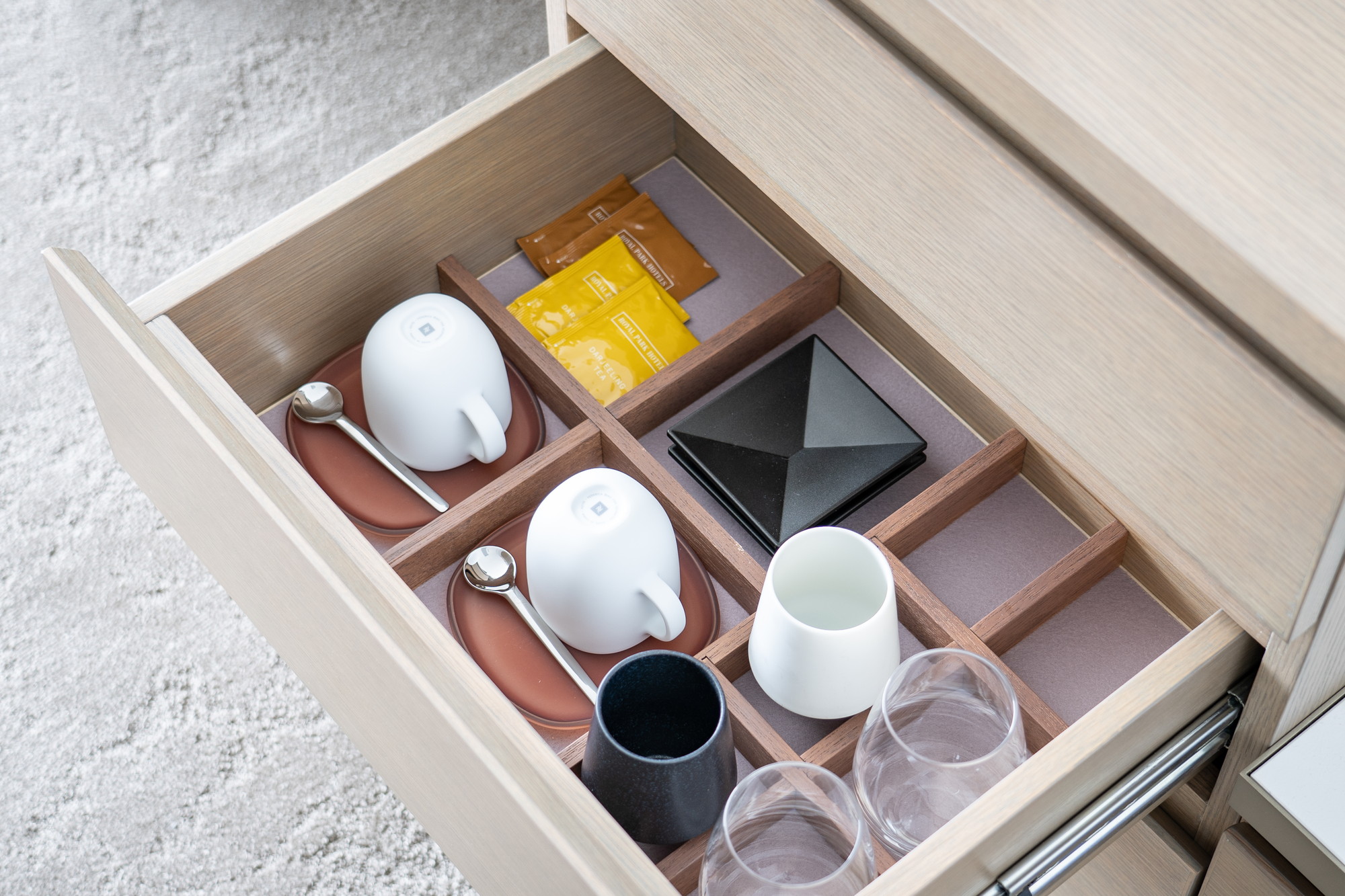 カップとドリンク