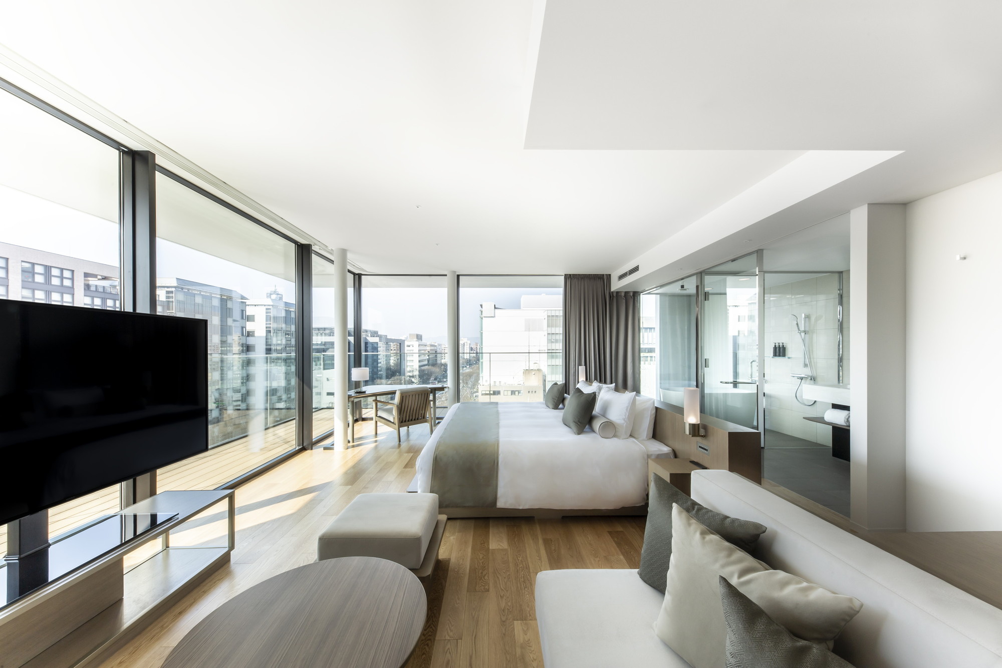 コーナーバルコニー