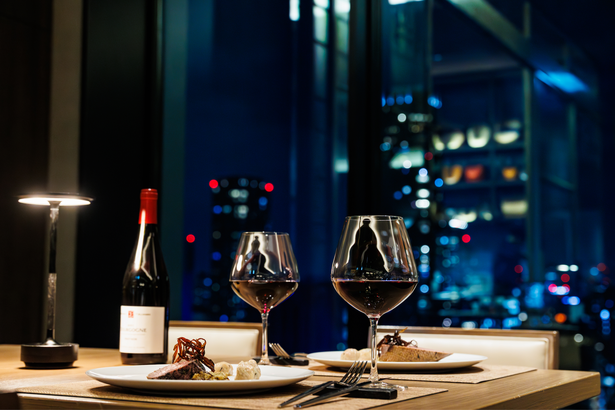 フレンチレストラン「La Belle Assiette（ラ ベル アシェット）」