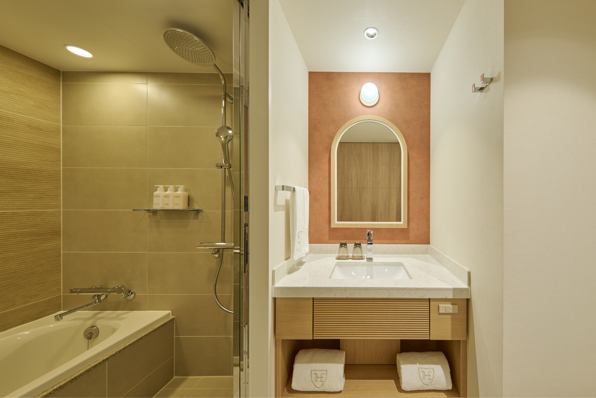 スーペリア ツイン