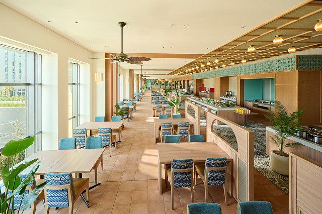 レストラン「THE COMPASS」